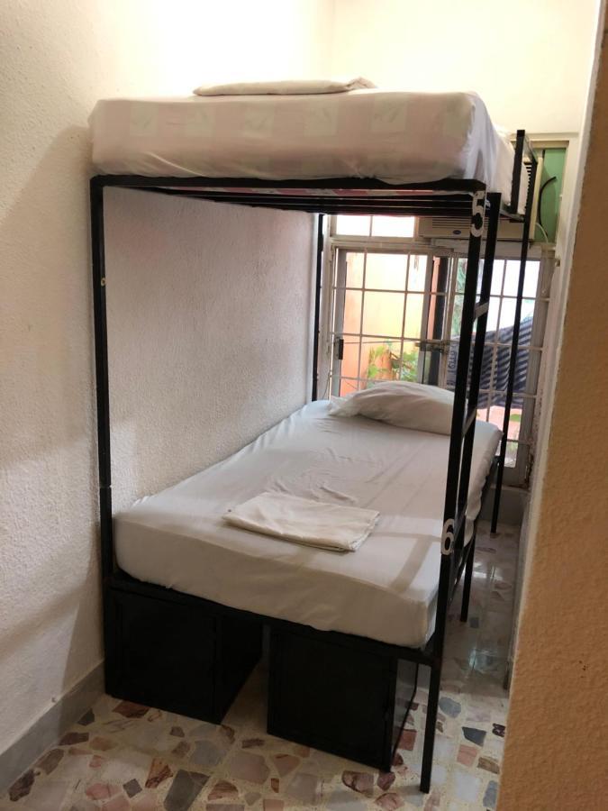 Mini Hostal Cultural De Масатлан Экстерьер фото