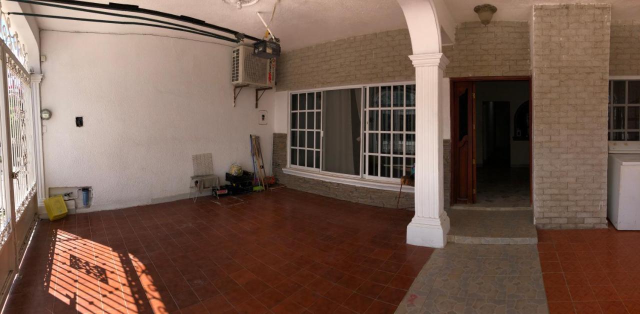 Mini Hostal Cultural De Масатлан Экстерьер фото