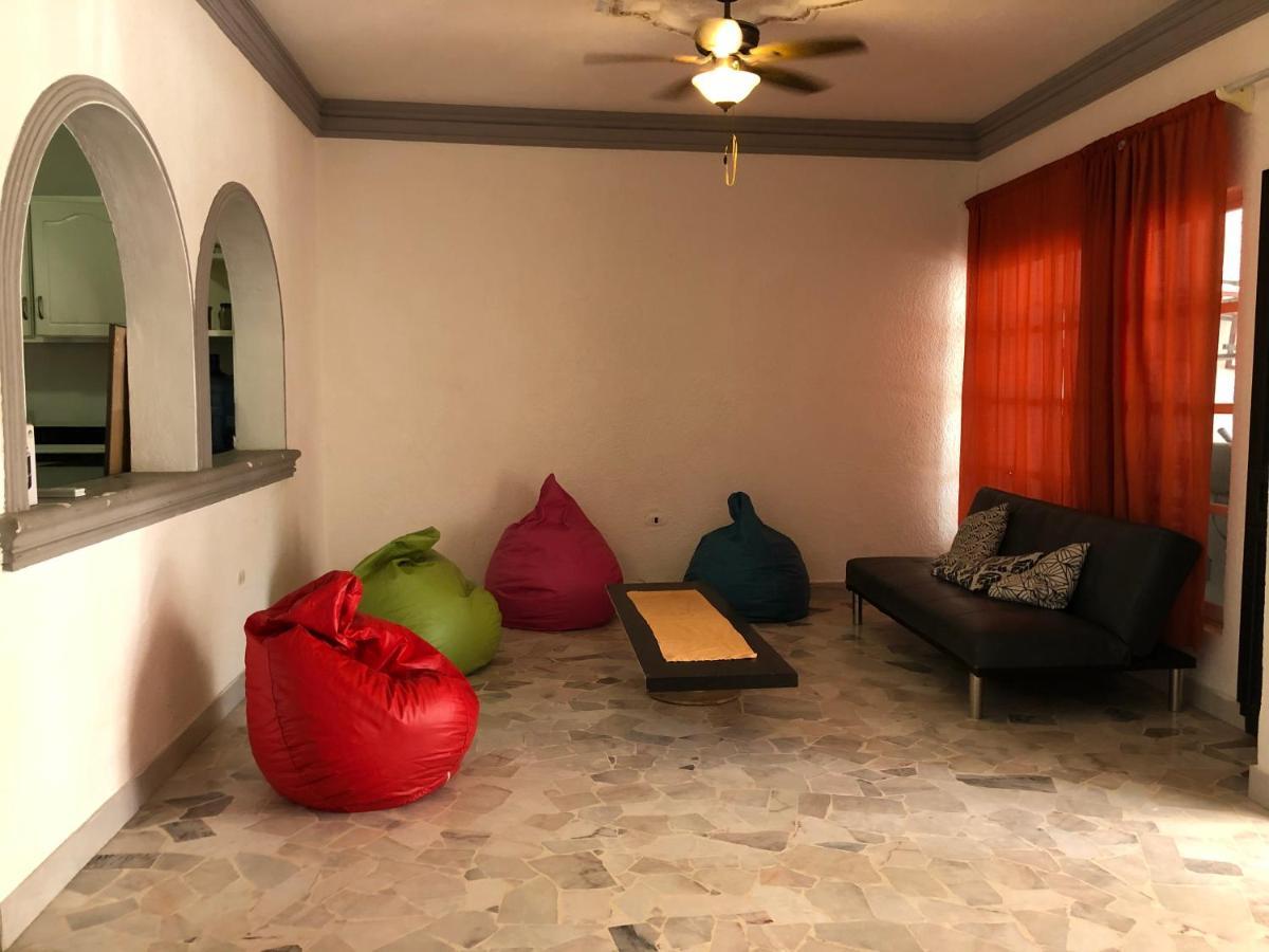 Mini Hostal Cultural De Масатлан Экстерьер фото