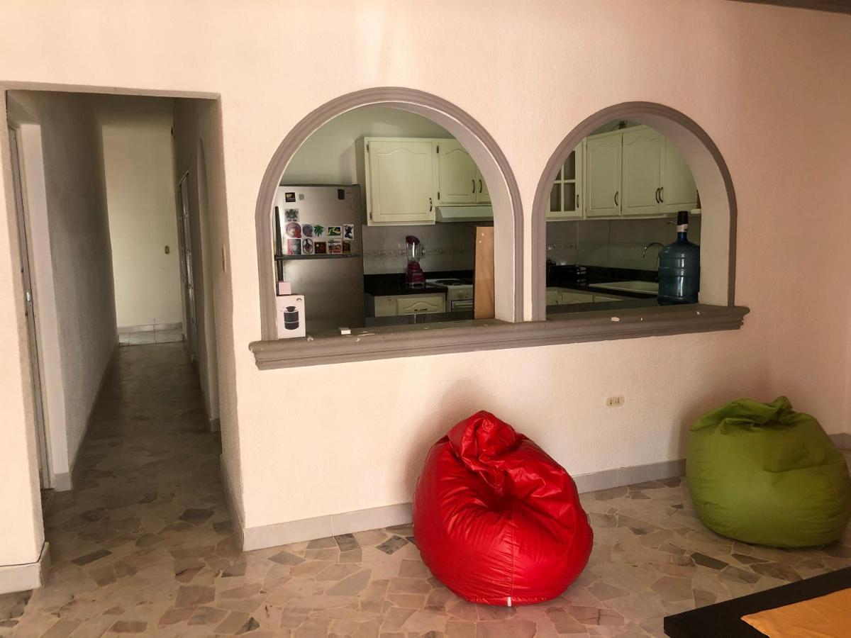 Mini Hostal Cultural De Масатлан Экстерьер фото